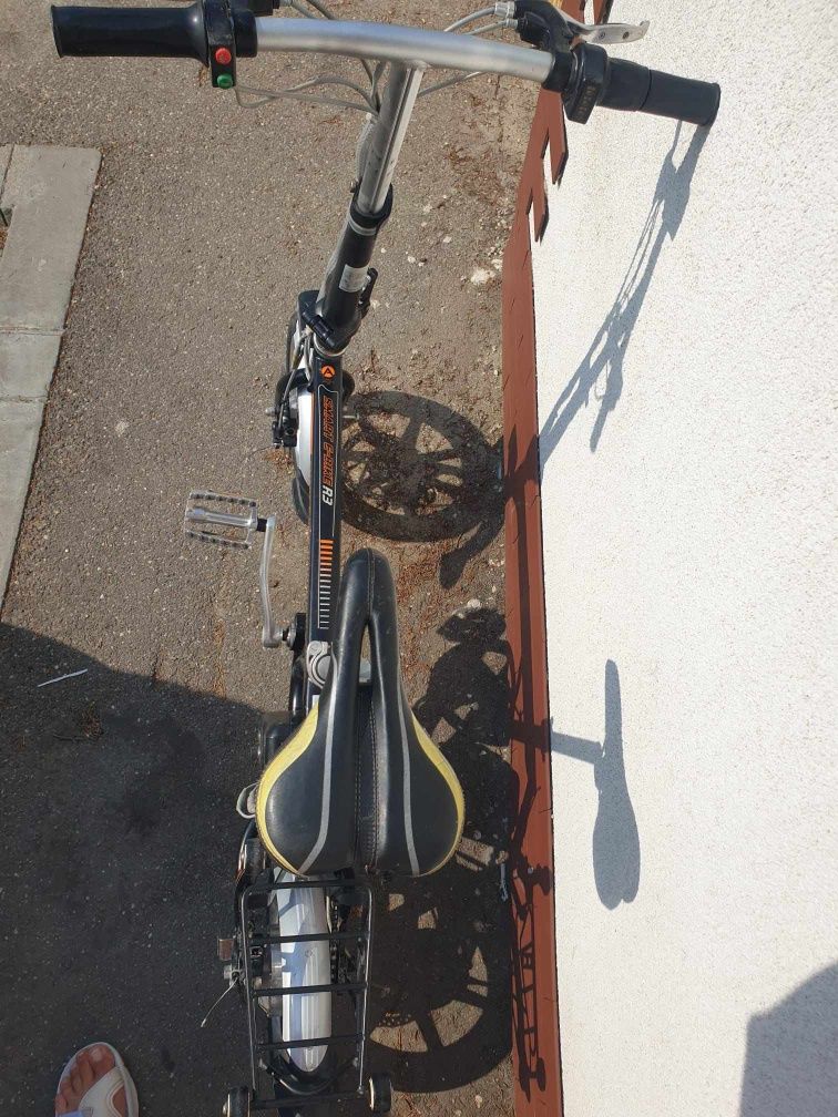 Vand Bicicleta Electrica din aluminiu Airwiel acumulator panasonic