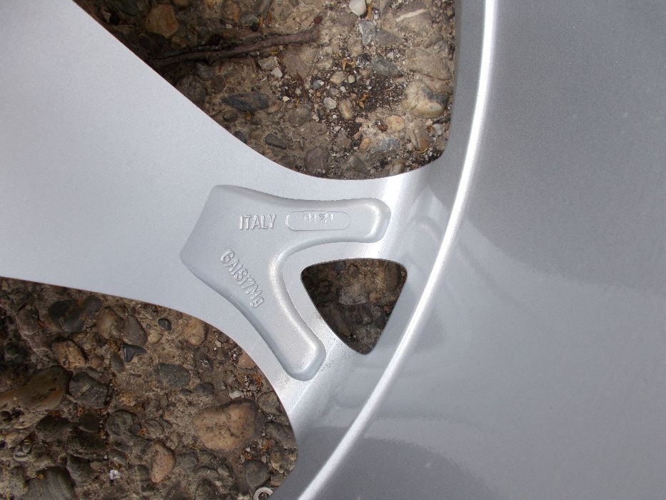 jante noi pe 19 originale Maserati granturismo 10.5Jx19H2 ET 37,5