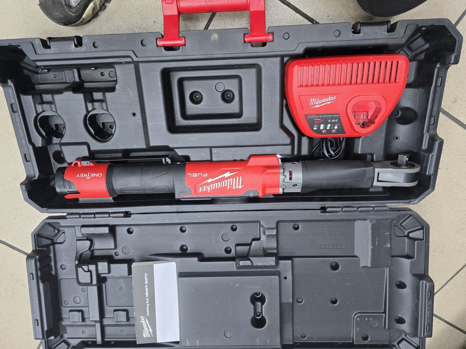 Cheie dinamometrica digitala Milwaukee M12