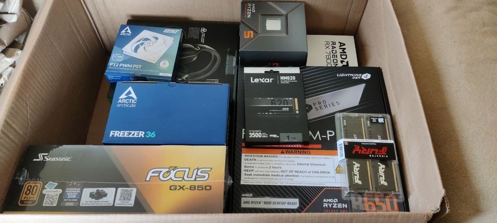 Vand Pc gaming folosit foarte putin!!