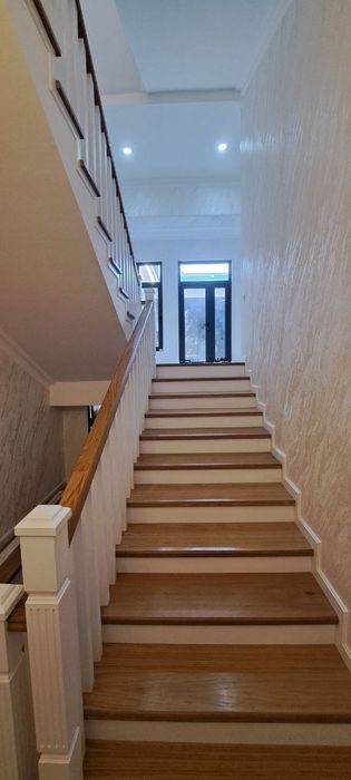 Срочно продаётся евродом 3 соток 6 комнат