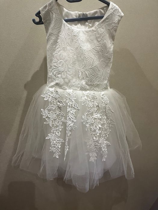 Платье новое бальное рост 110-116