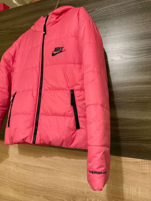 Спортно яке Nike