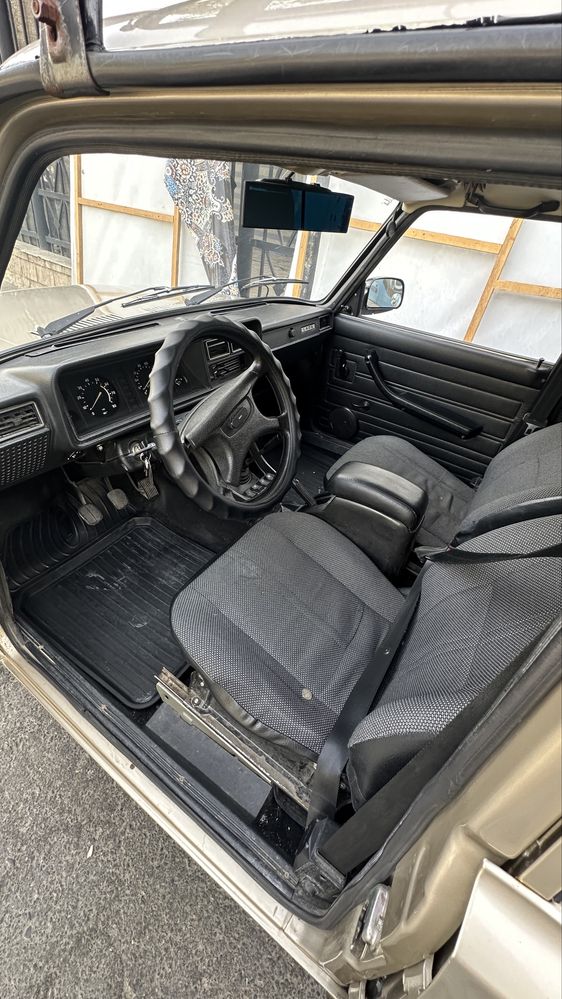 Sotiladi Lada Vaz  2104 holati ideal yengi moshina 2012yil