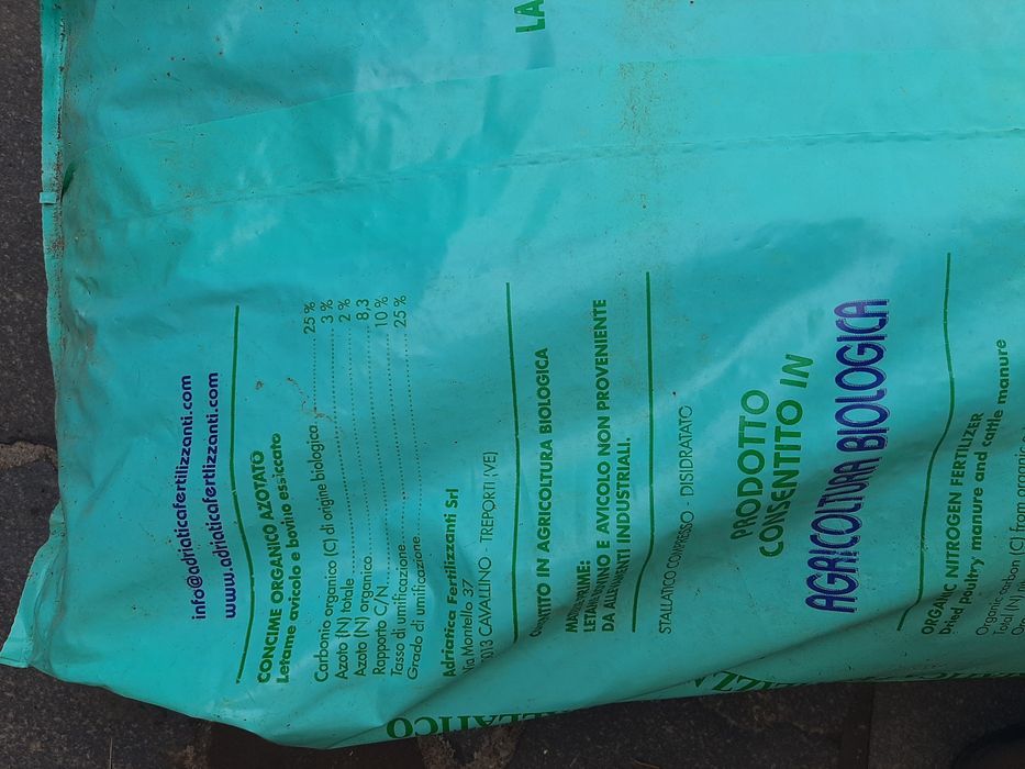 Vînd îngrășăminte biologică