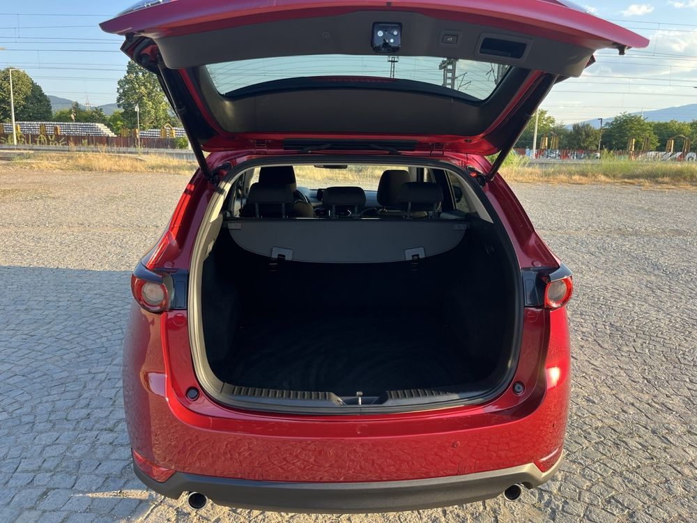 Автомобил Mazda CX 5