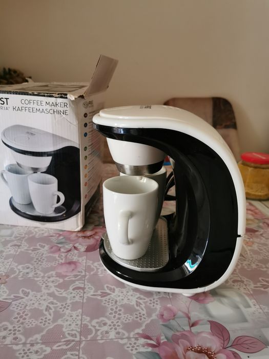 Aparat de cafea FIRST