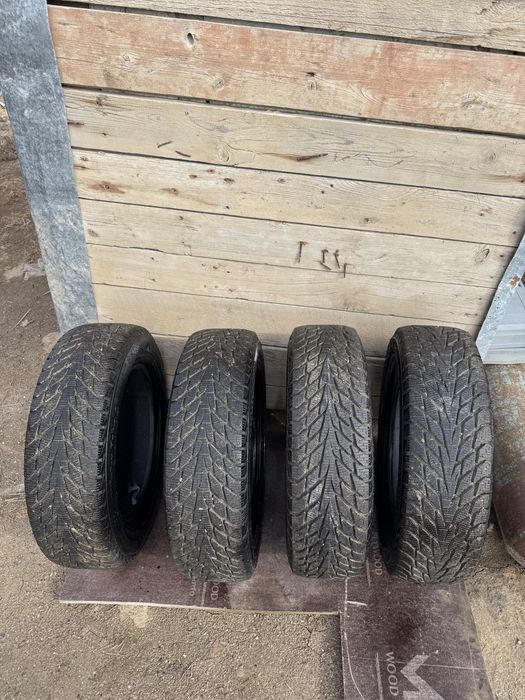 Зимний покрышка