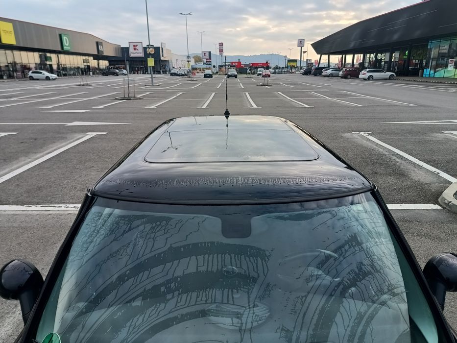 Mini Cooper One 2010