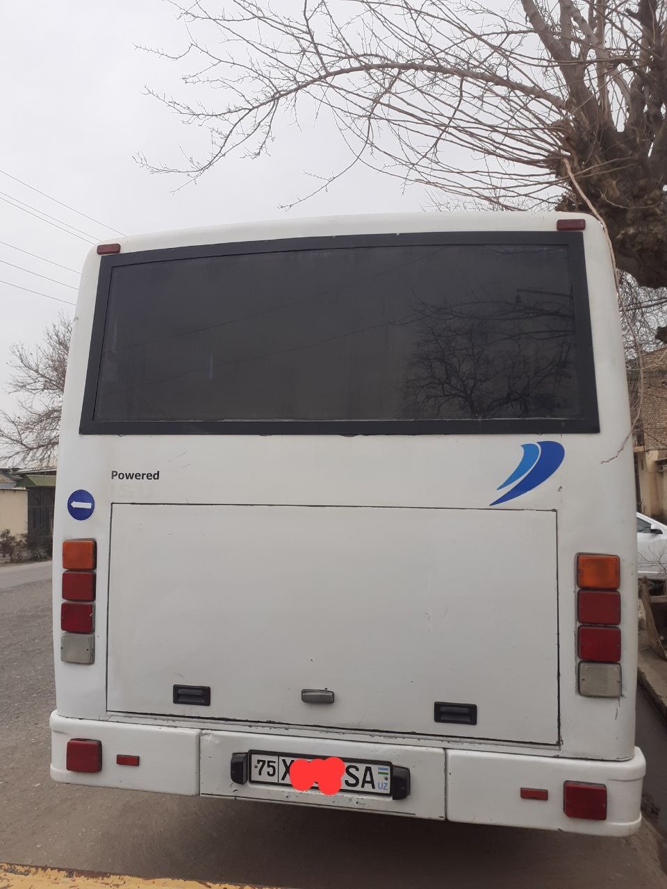 Isuzu Aftobus sotiladi.