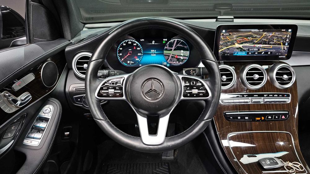 Mercedes-Benz GLC-Class GLC300 4MATIC — 2020 год