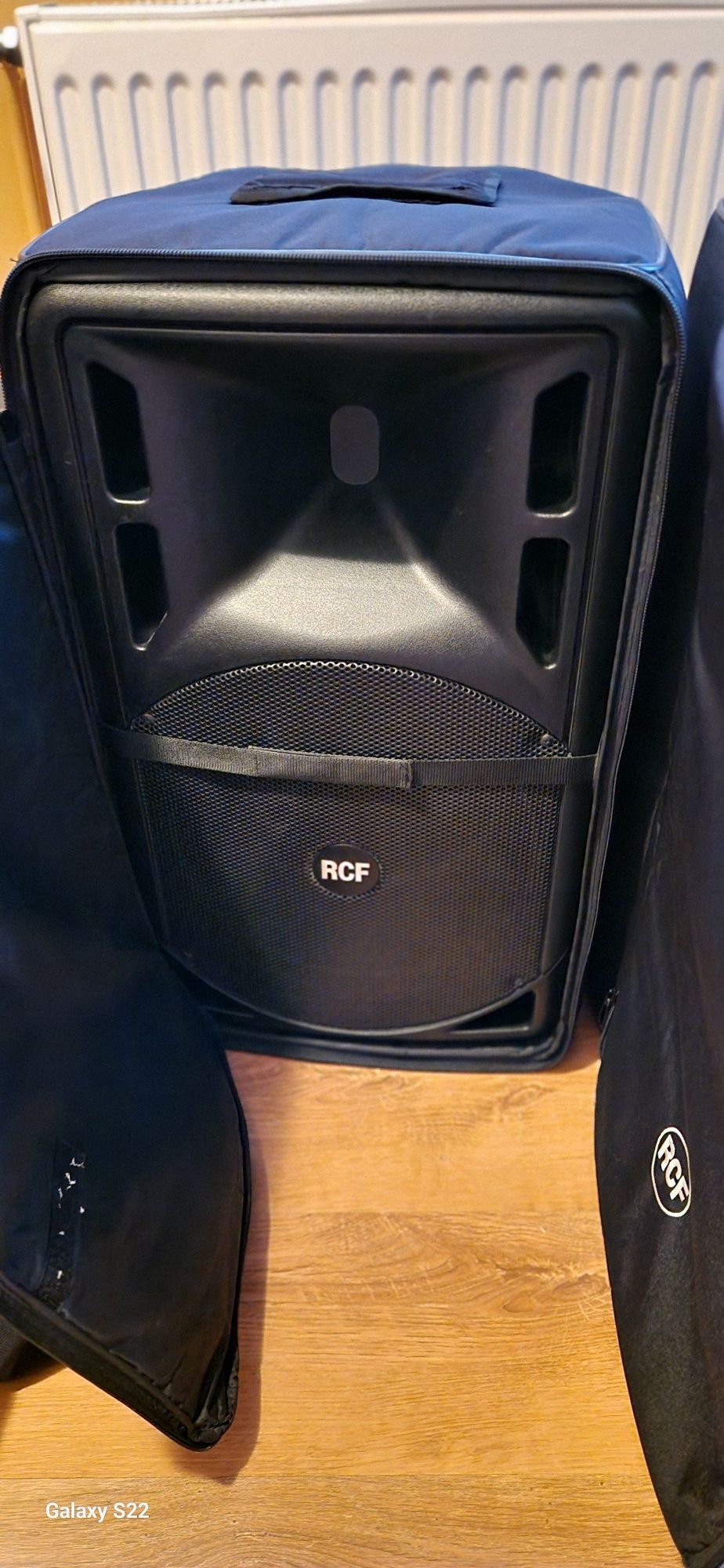 Vând Boxa activă RCF Art 315 mk3 cu husă !