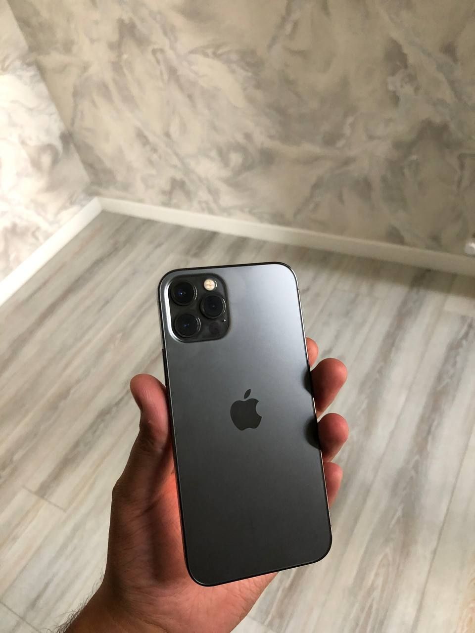 Iphone 12 pro black