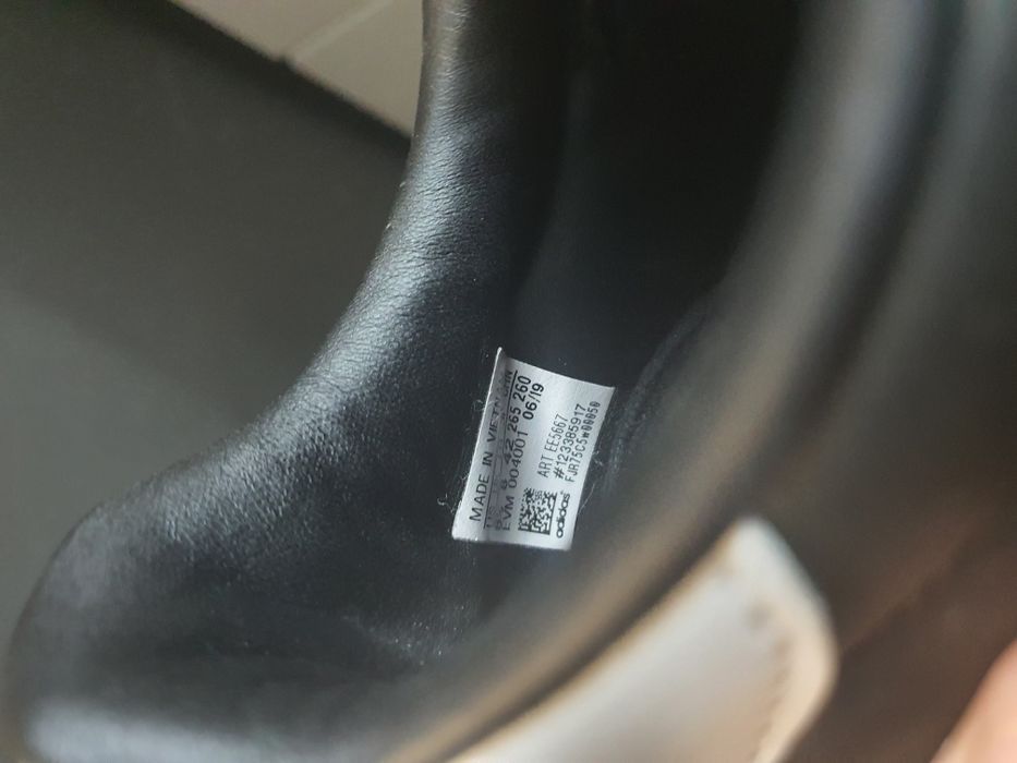 Adidasi Adidas Country Kamanda noi 42