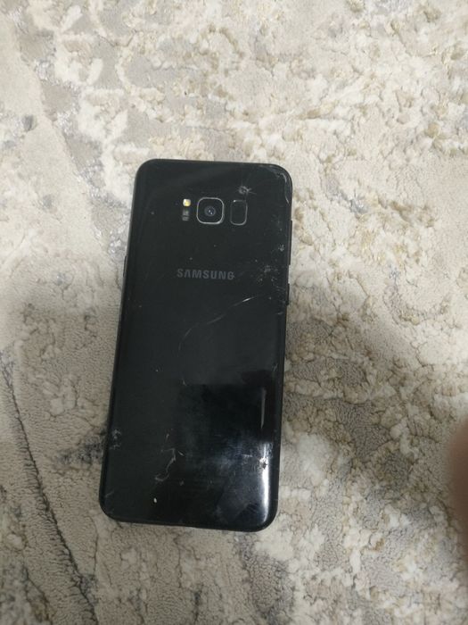 Продам самсунг с8
