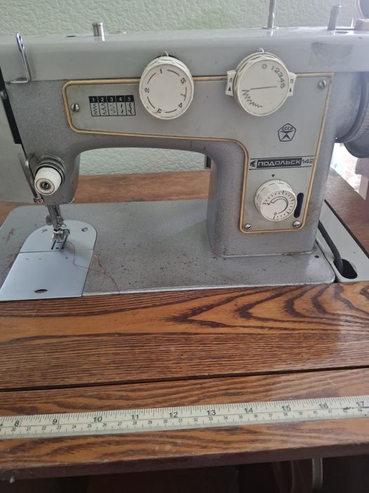 Швейная машинка  бытовая