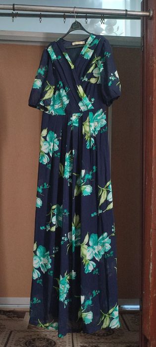 Продаются платья