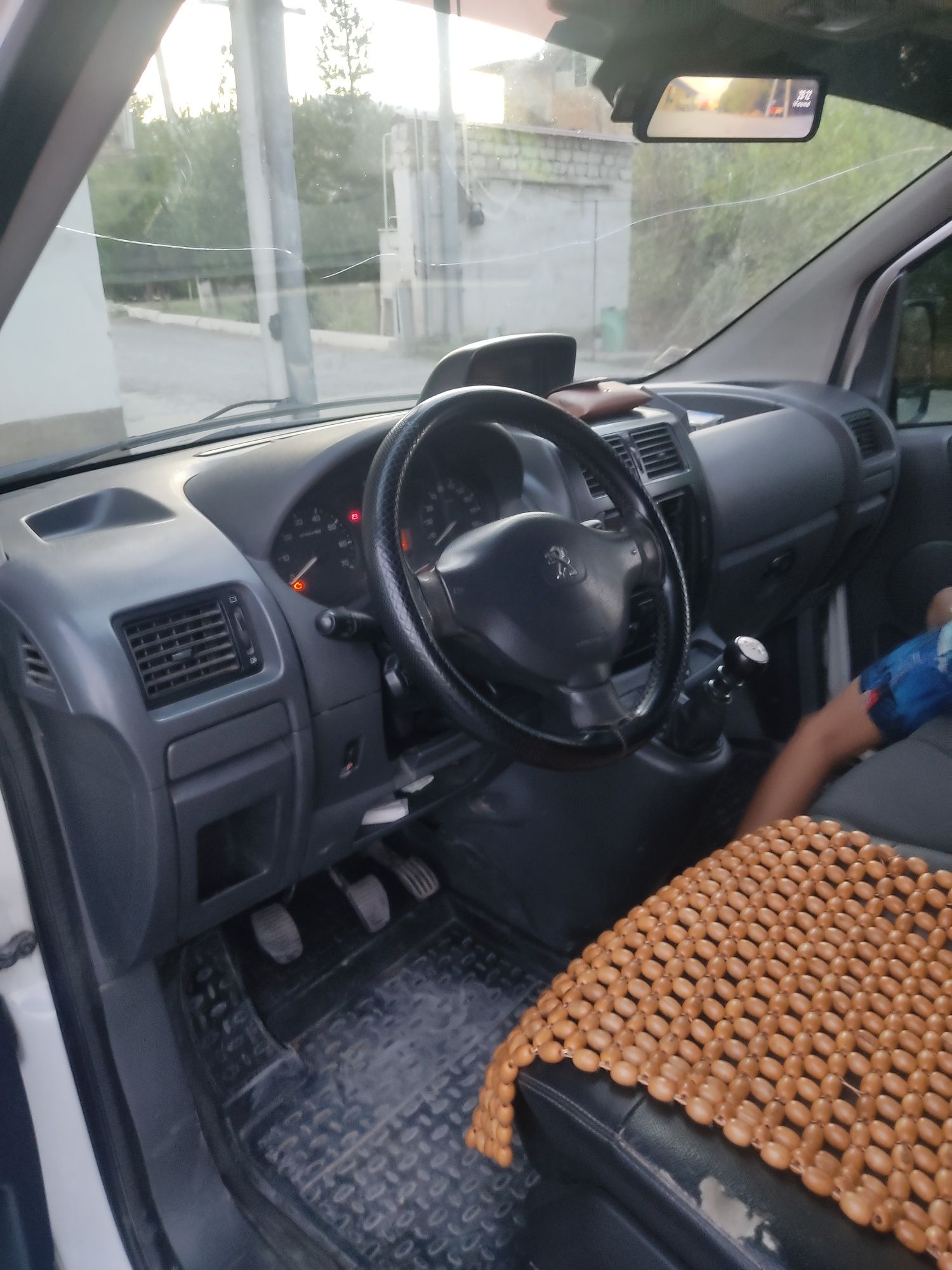 Yuk furgon Peugeot