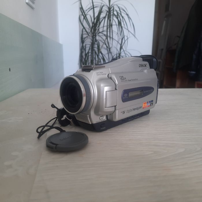 Camera sony DCR-TRV 18
