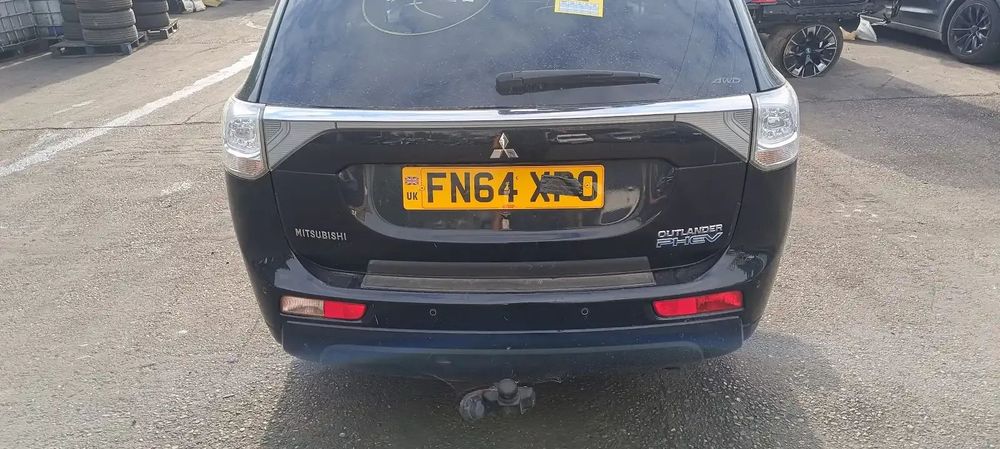 Dezmembrari / Dezmembrez Mitsubishi Outlander 2.0 cutie viteze manuală 5 trepte cod culoare X42A