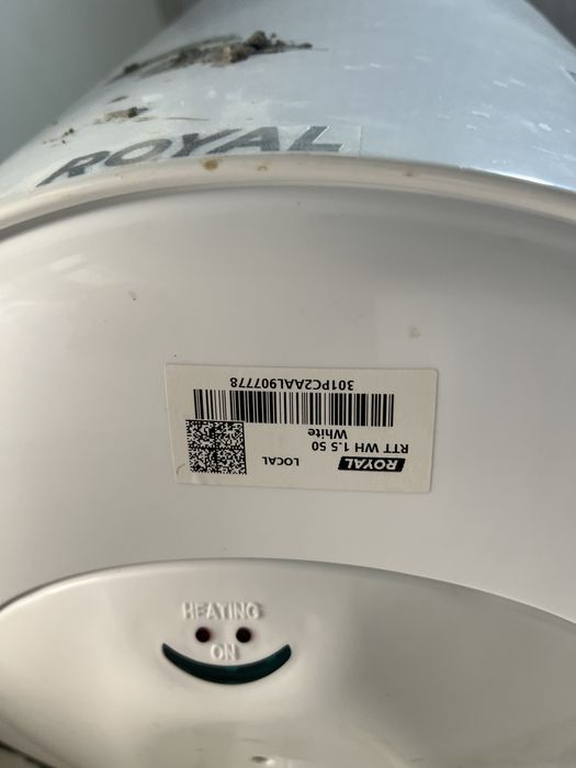 Рабочий прям ишлап турган аристон пул зарил