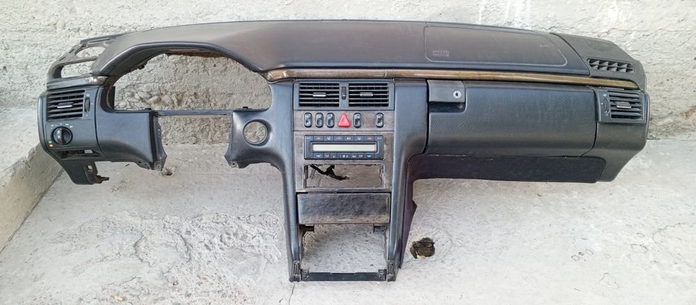 Продаётся тарпедка от W210 мерс