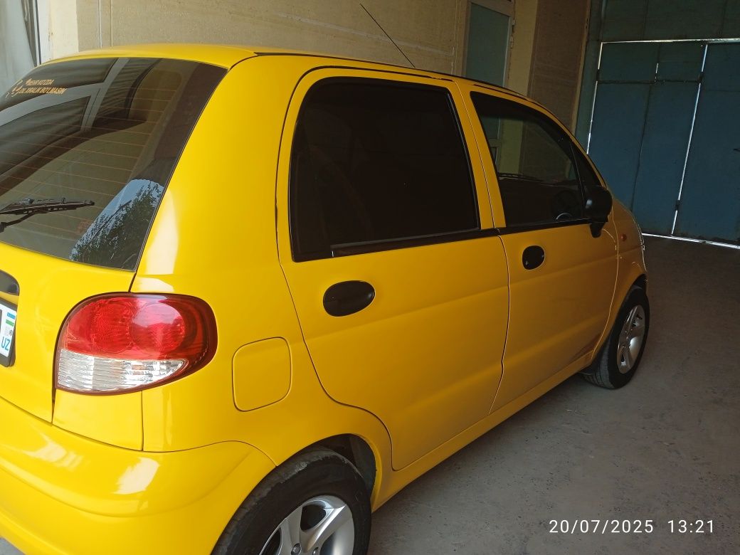 Moshina ideal xolatda