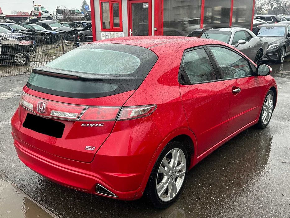 Dezmembrez Honda Civic 2,2 i-ctdi 2010