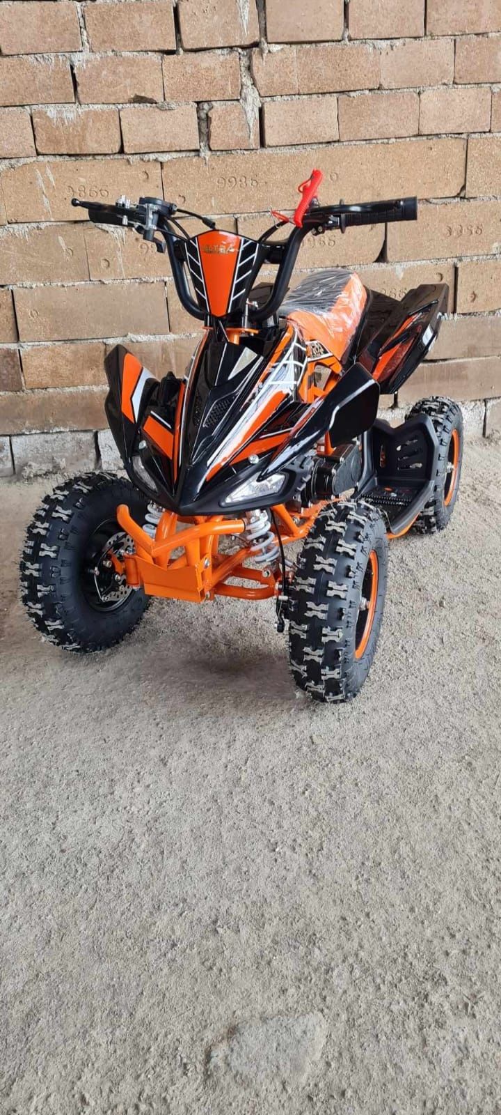 Atv Quad adus din Germania pentru copii cu motor pe benzina in 2 timpi