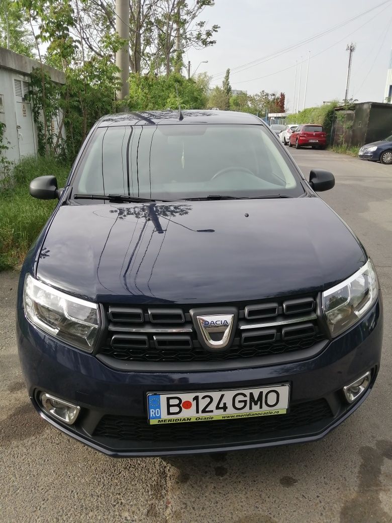 Vând Dacia Logan benzina+gpl