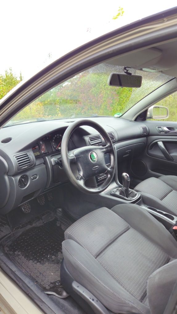 Skoda Superb 2005