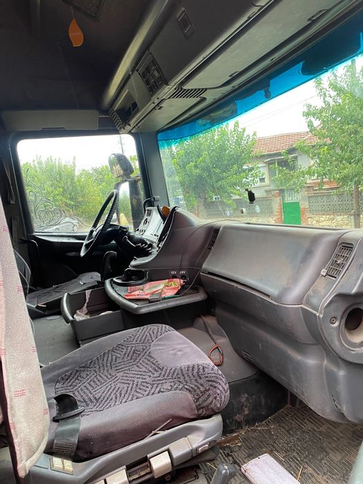 Продават се 2.Бр scania 124L / 420.k.c 2003.Г евро 3 / с ретардери
