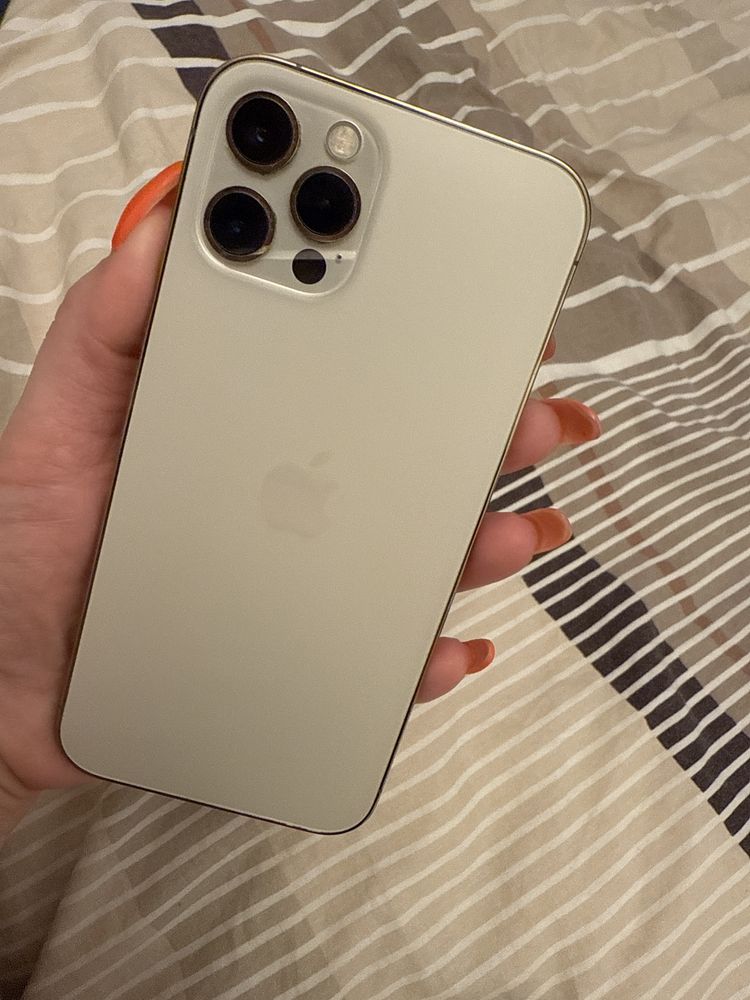 Продается Iphone 12 pro