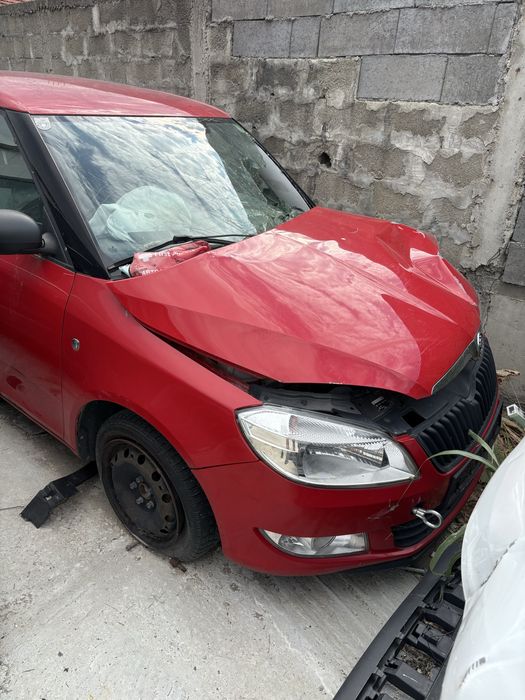 Skoda Fabia 2014 година  1.2 бензин CGP  60кс 5 скор ръчка на части