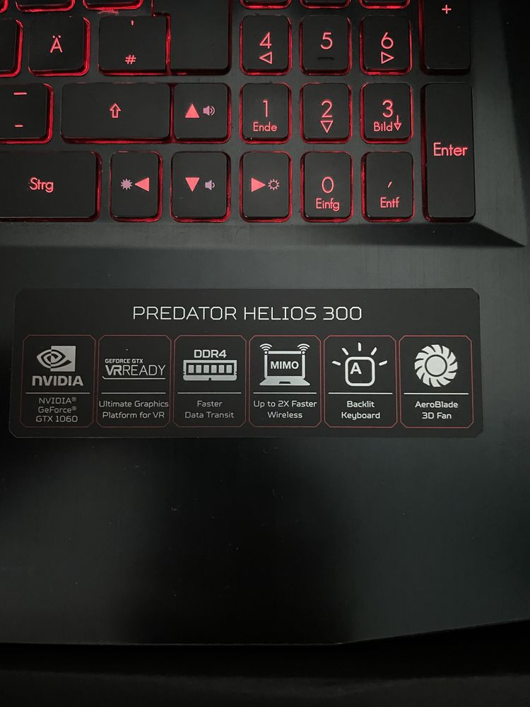 Laptor Acer Predator Helios 300