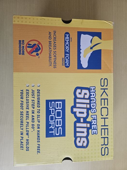 Дамски маратонки Skechers Slip-ins: BOBS Sport 40