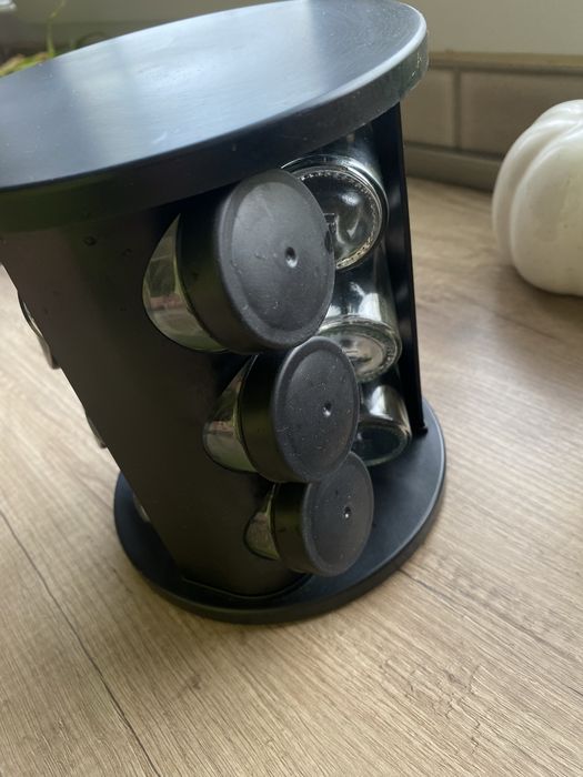 буркнчета за подправки със стойка