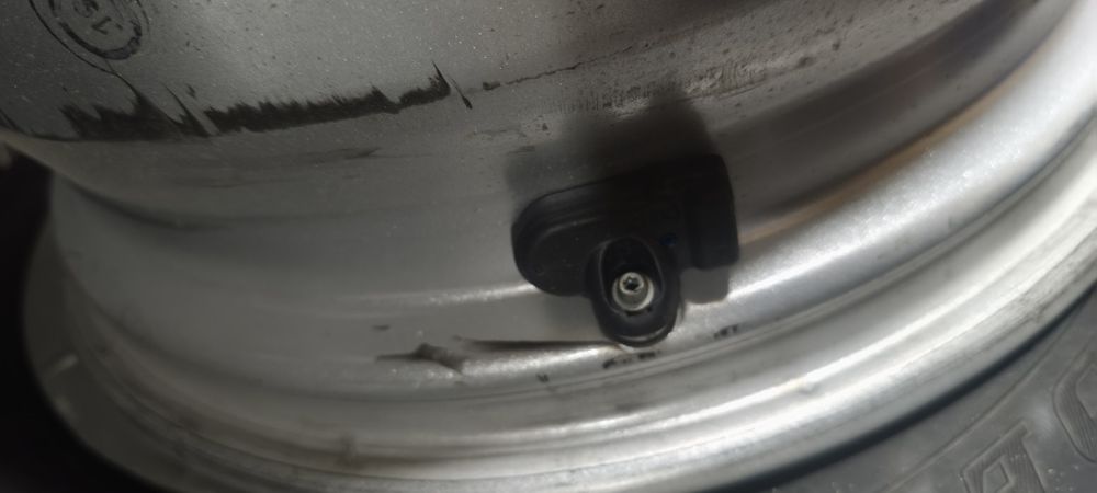 Vand set de jante aliaj Peugeot 5008 R17