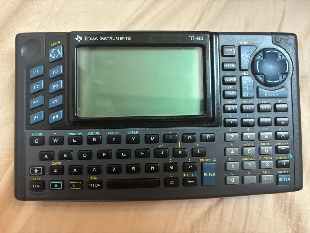Texas Instruments TI-92 calculator științific