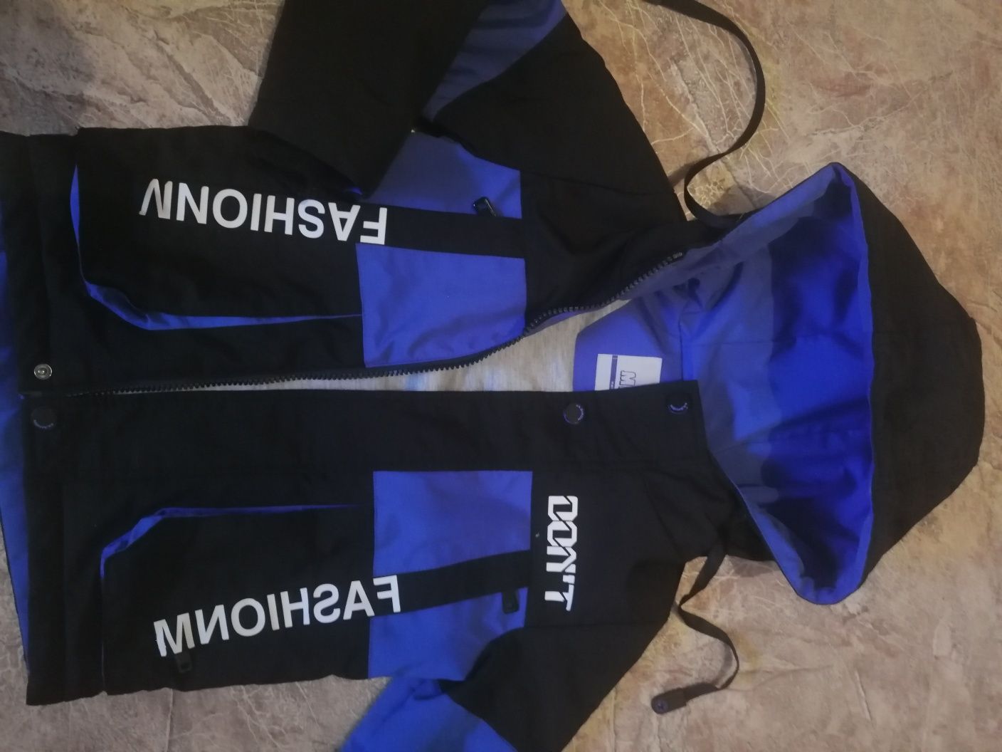 Продам детскую одежду