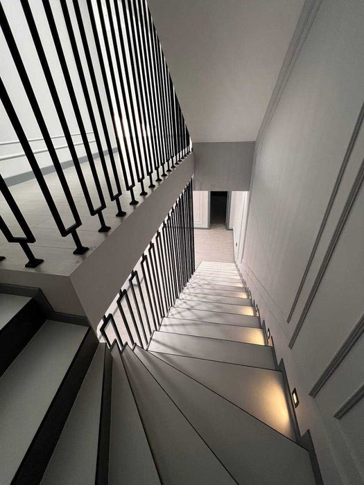 Продаётся участка Ор кинотеатр Казахстан Метро Минор !!