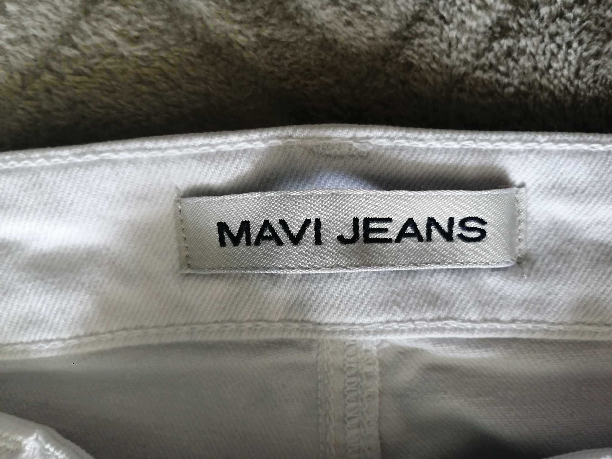 Бели дънки Slim Fit на Mavi Jeans