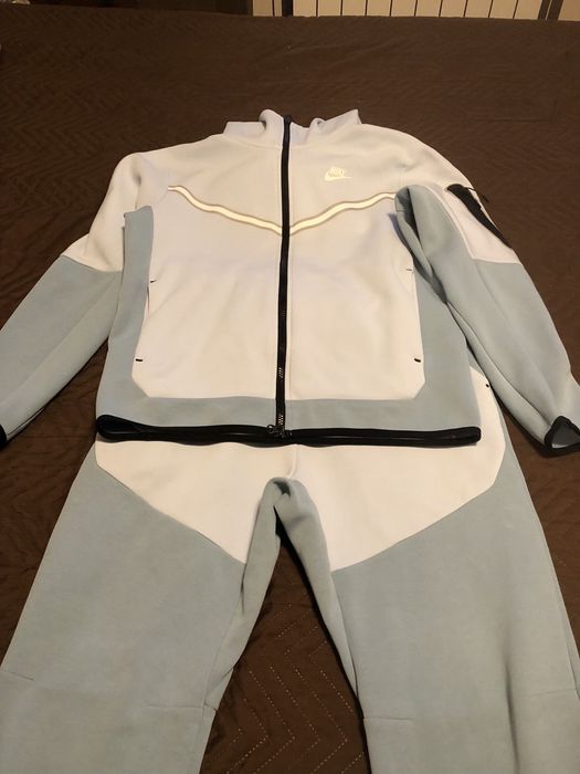 Мъжки анцуг Nike tech