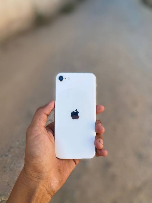 Iphone se xotira 128 yokinst 76