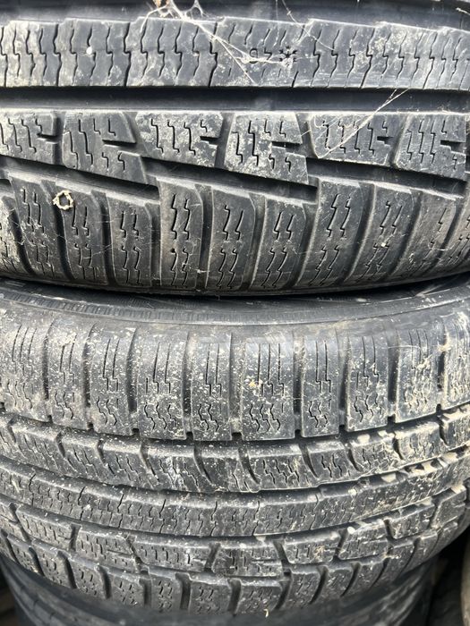 Anvelope iarna 225/45/R17