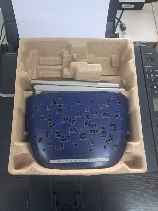 Продам Wi-fi роутер TP-LINK TD-W8960N