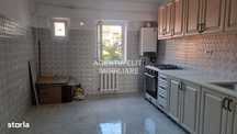 Apartament 3 camere, zona Piata Mare