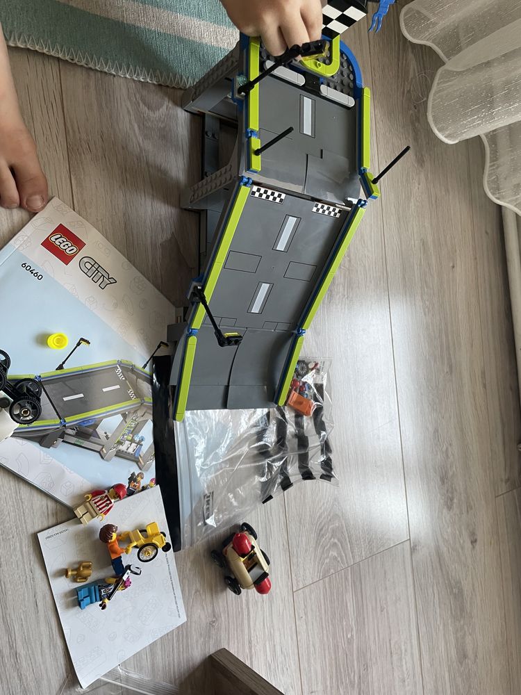 Lego city Race car ramp