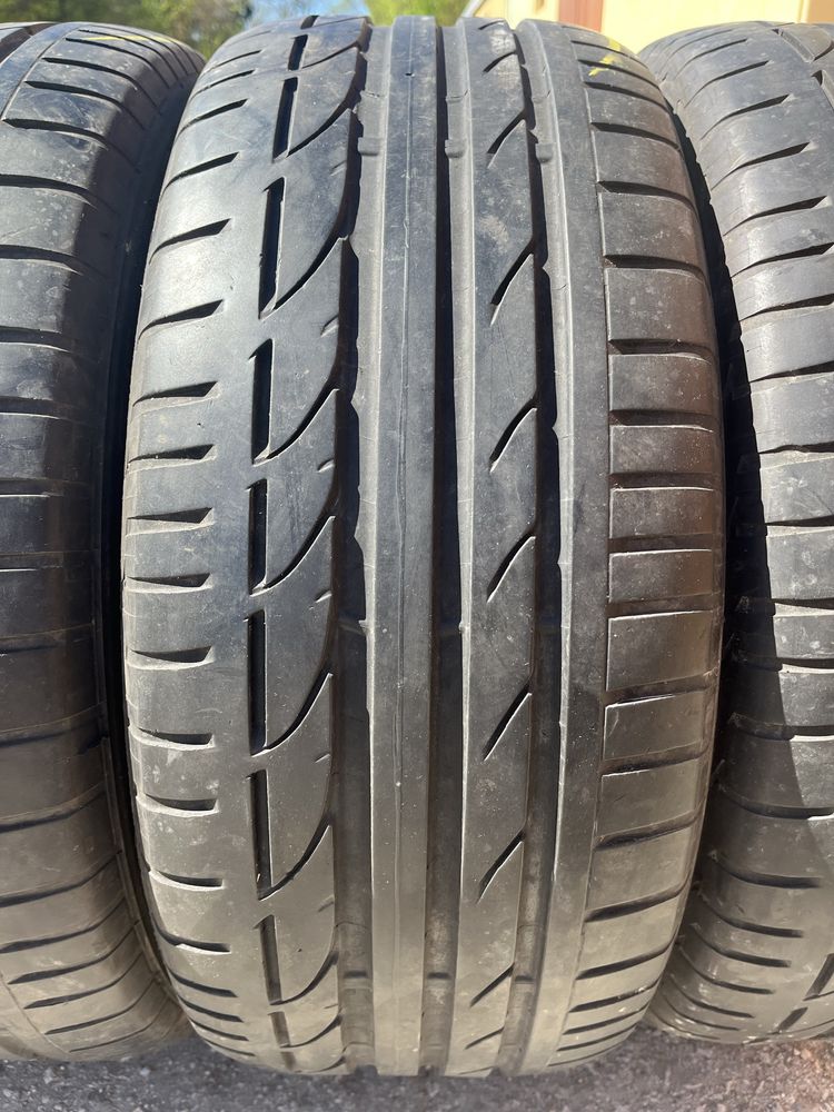 4 бр. летни гуми 245/45/19 Bridgestone 5-5,5 mm DOT 2714