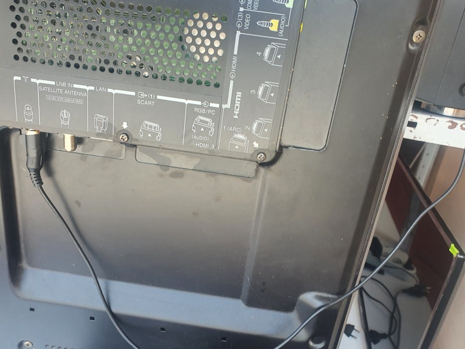 Продавам телевизор  Toshiba  42